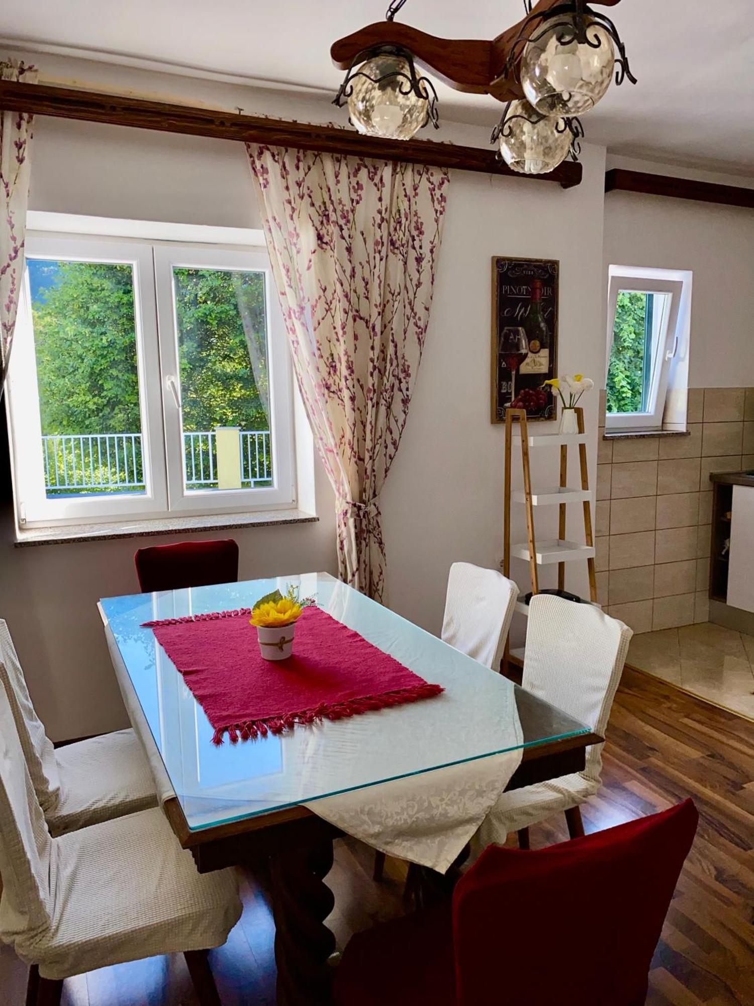 斯维蒂尤拉伊Swimming Pool House Saulja- Adapted To The Disabled别墅 外观 照片